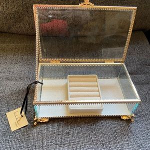 Vintage Nicole Miller gold accent trim